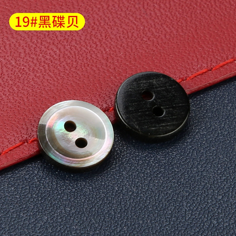 3364★  High-end shell button-up men's and women's shirts, small button-up knitted sweaters, cardigans, round four-eye versatile white buttons