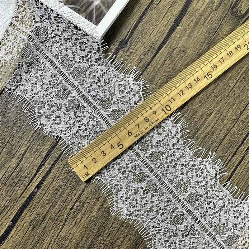 3739 Ropa de alta calidad en blanco y negro, accesorios para vestidos de novia, tela de encaje hueco, ropa interior, encaje de pestañas unilateral