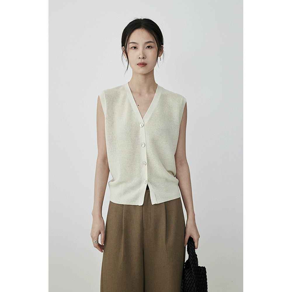 [Summer Partner] CAREMIND four-color sleeveless V-neck breathable knitted vest, thin outer wear vest