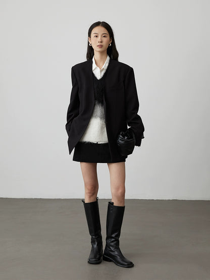 Falda pequeña de cuero con textura moderna urbana de dos colores café negro de CAREMIND, falda corta de PU con diseño anti-luz, falda con palabra A 