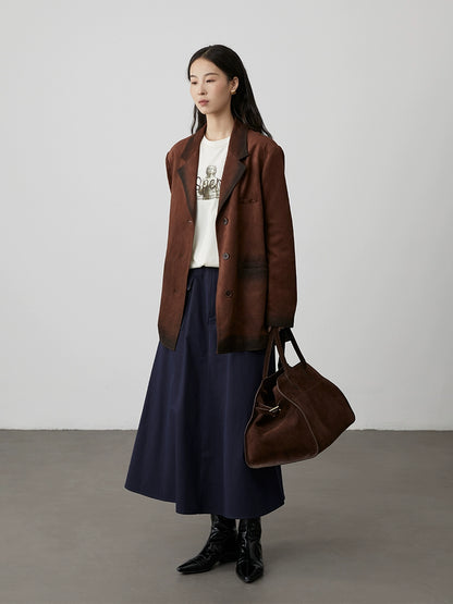 [Luz de esperanza] CAREMIND Camiseta blanca de manga larga con estampado de esculturas y cuello redondo, parte superior holgada para otoño 