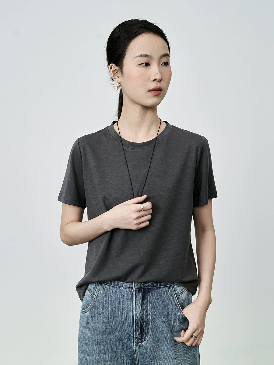 Camiseta básica clásica de cuello redondo de color liso de manga corta con hombros descubiertos para mujer de CAREMIND 