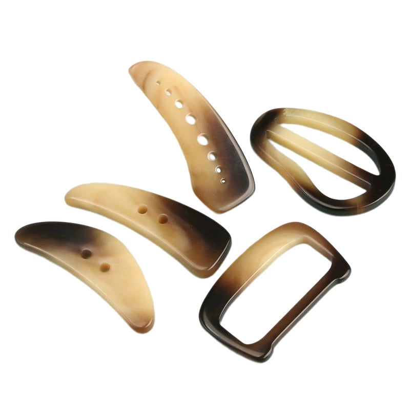 3273★  Resin horns, horns, Japanese buttons, women's coats, trench coats, belts, three-gear mouth buttons, buttons, decorative clothes buttons