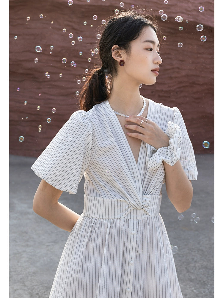 CAREMIND 23SS [Mia] Vestido camisero de mujer con escote en V y rayas, original 