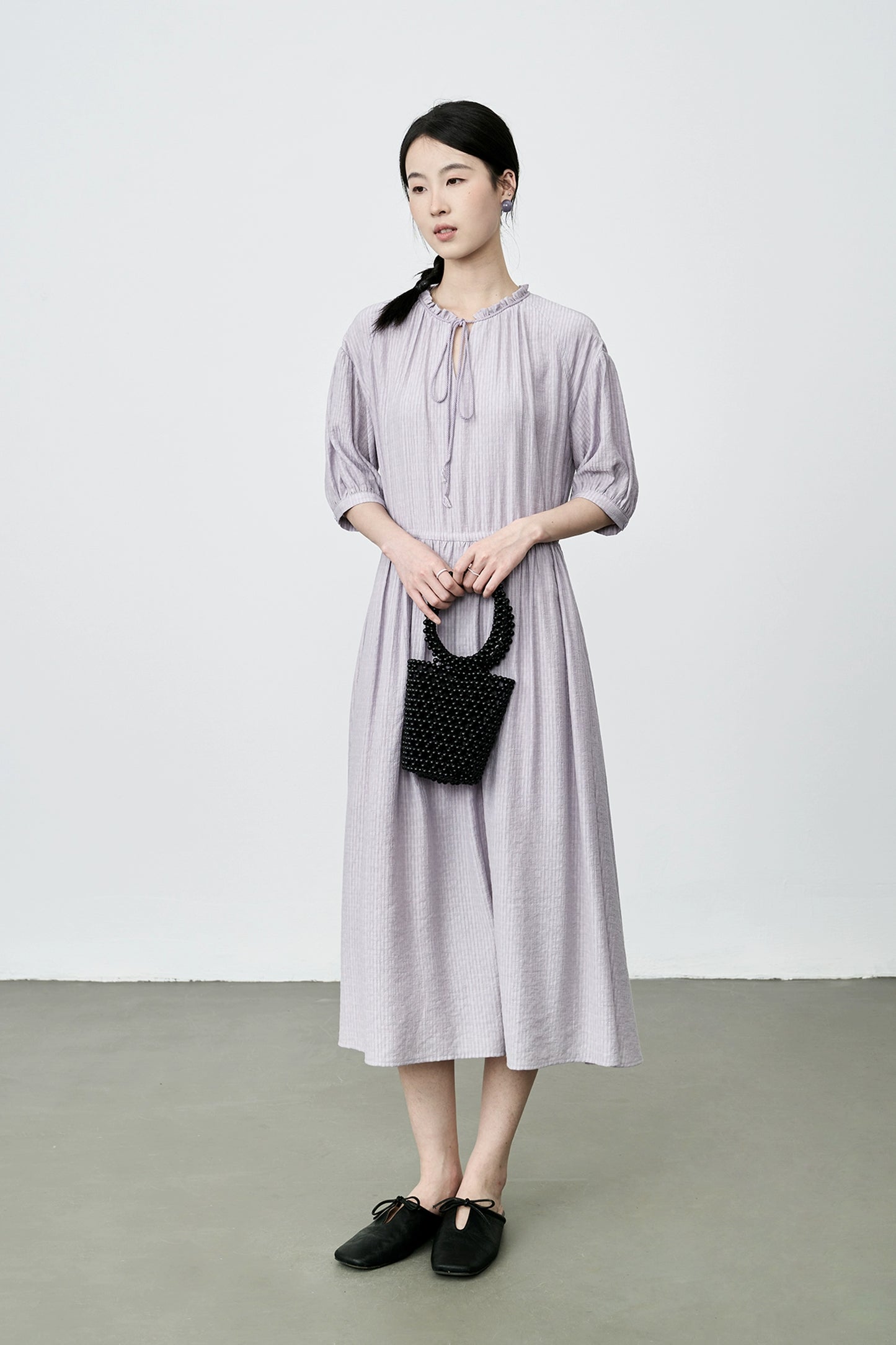 Vestido francés suave con escote en V y borde en forma de hongo de CAREMIND, ajustado, de estilo medio 