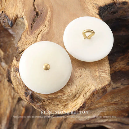 3317★ Botones redondos de alta gama Gabardina de ropa grande versátil Botón de fruta Suéter de bebé Botones pequeños negros