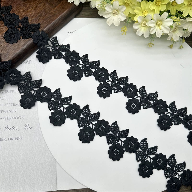 3677 Encaje de flores de seda de leche soluble en agua de alta calidad con accesorios, bricolaje, costura de ropa, decoración de joyas, materiales hechos a mano