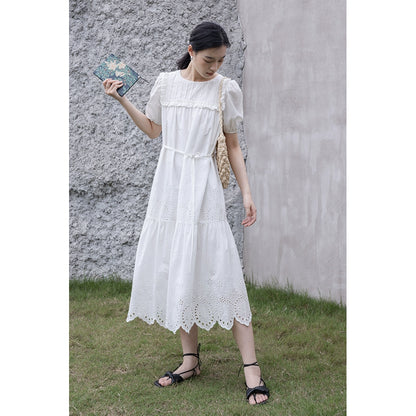 [Oferta especial por tiempo limitado] Vestido blanco romántico de jacquard francés hueco con mangas pequeñas de burbuja y vestido largo con capas de viento suave 