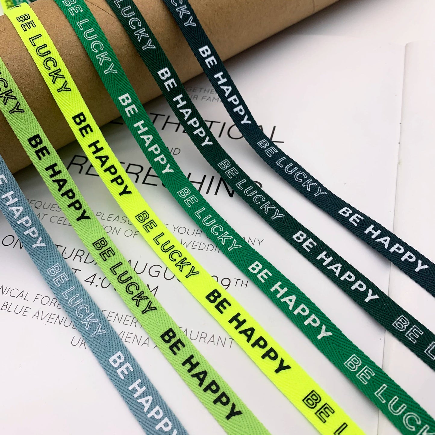 3875 Spot 1 cm tira de ribete con estampado de letras en espiga de colores para accesorios, correa de cuello trasero, tira lateral para ropa