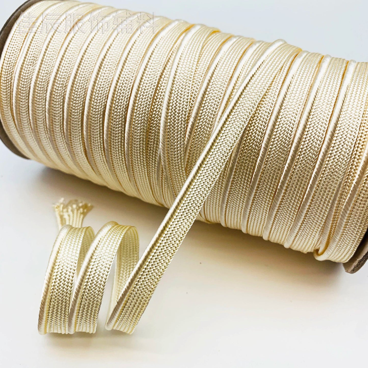 3849 Spot 39 colores 1 cm borde fino cinta maestra de seda brillante tira de brotes ribete cuerda borde incrustado tira cincha accesorios de ropa