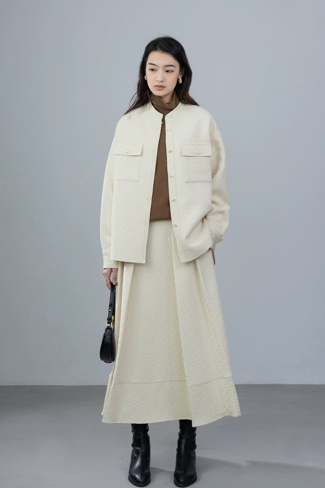 [Oferta por tiempo limitado] Conjunto de chaqueta y falda plisada con doble bolsillo y estampado en relieve para mujer de CAREMIND 