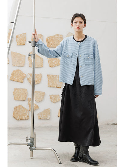 [Offre spéciale à durée limitée] Veste courte de luxe légère Xiaoxiangfeng haut de gamme bleu col rond skinny à porter à l'extérieur
