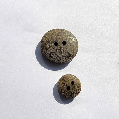 3340★  Vintage brown laser round wooden button sweater buttons shirt buttons two-hole wooden clothes buttons