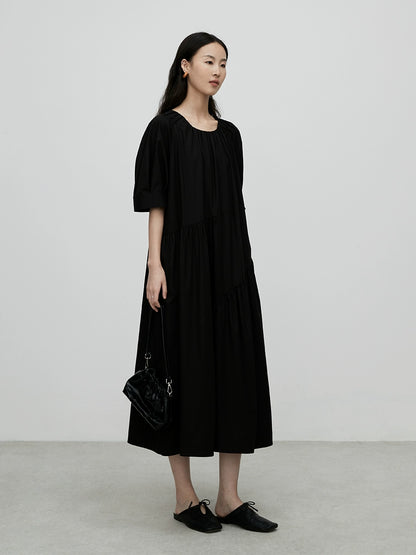 [Thinning shadow small black dress] CAREMIND black minimalist dress round neck pleated Hepburn style thin skirt