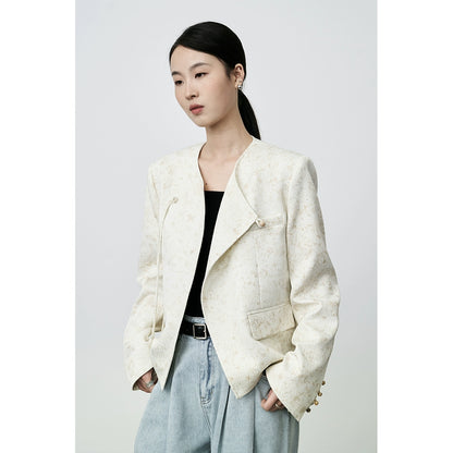 CAREMIND Nuevo abrigo corto de estilo nacional chino con hebilla de disco beige y textura pequeña y fragante para mujer 