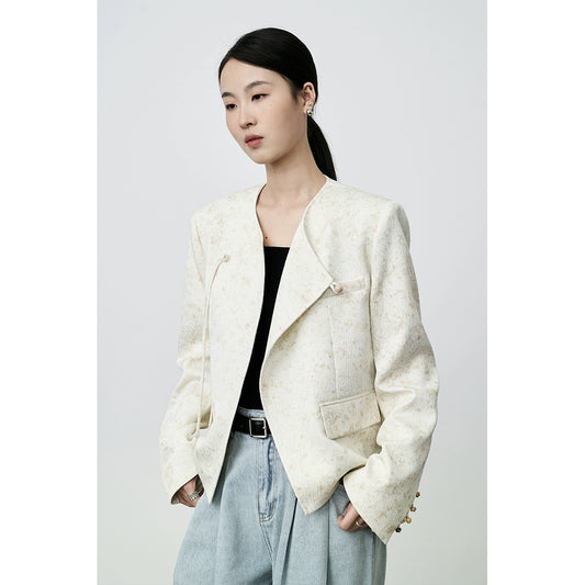 CAREMIND Nuevo abrigo corto de estilo nacional chino con hebilla de disco beige y textura pequeña y fragante para mujer 