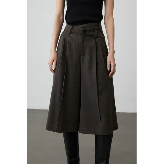 [Pantalones de montar] Pantalones anchos y elegantes CAREMIND con cintura escalonada y diseño asimétrico, color verde café, pantalones medianos 