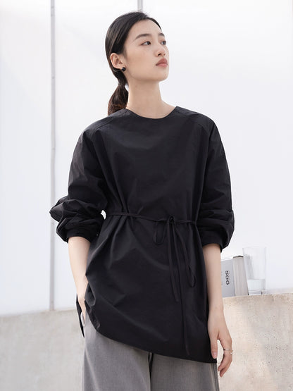 [Oferta por tiempo limitado] Conjunto de camisa de viento frío y oscuro Yamamoto de CAREMIND para mujer + falda que cubre las caderas con un personaje 