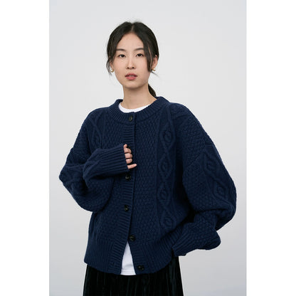 [Special Price] White pure wool twist cardigan jacket loose soft waxy sweater short thermal shirt