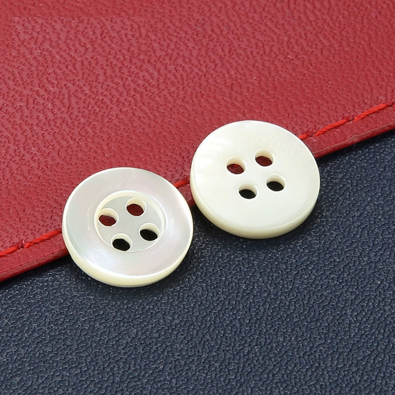 3347★  Shirt buttons women's and men's chiffon shirt buttons clothes versatile round shell buttons four-eye black and white cardigan small