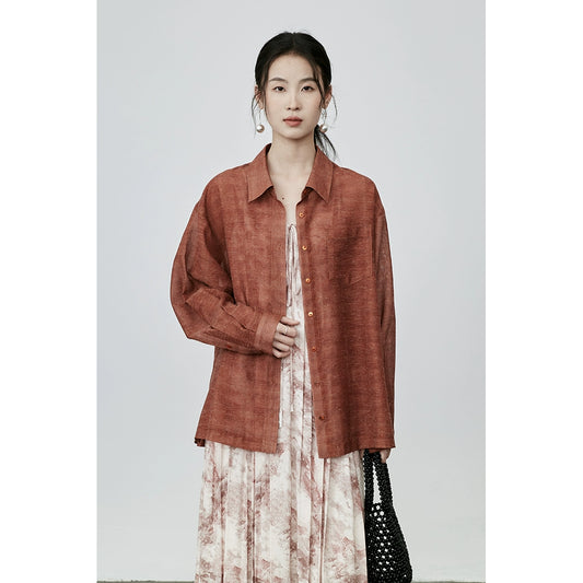 Camisa de manga larga estilo retro nostálgico de color rojo ladrillo chino de CAREMIND, chaqueta de viaje de otoño 