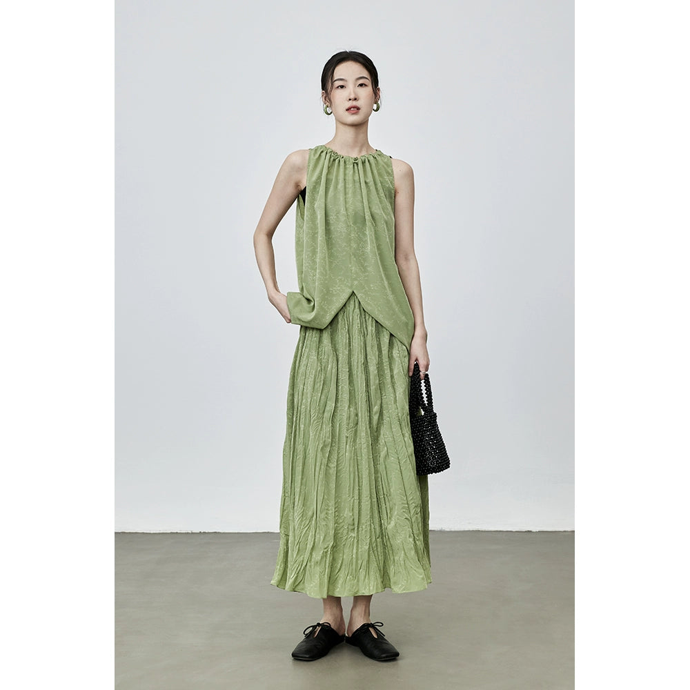 [Fragancia oscura] Chaleco sin mangas con textura de jacquard con patrón oscuro suave de CAREMIND, falda plisada estilo vacaciones 