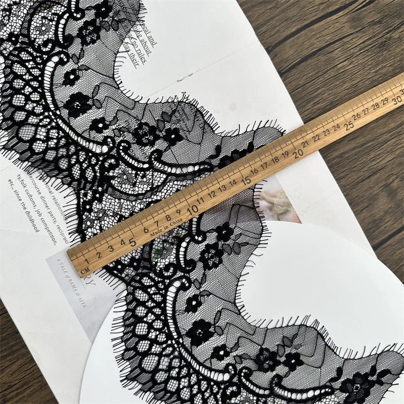3764 Ancho 20cm Pestañas irregulares Encaje DIY Cortina Ropa Falda Velo de boda Accesorios de empalme