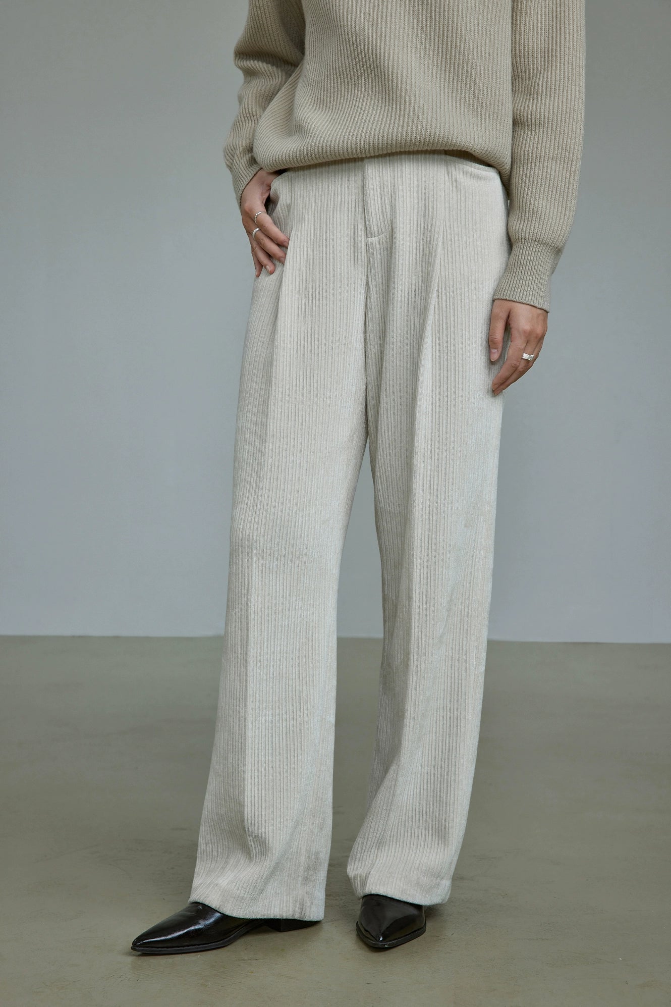 [Oferta especial por tiempo limitado] Pantalones de pierna ancha y recta de pana vertical Chenier de alta densidad "White Control Field" para viajeros 