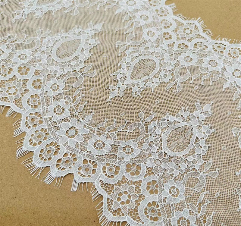 Accesorios de encaje de pestañas de alta calidad, 3767 anchos de 26 cm, hechos a mano, bordados de buena calidad para ropa, decoración de bodas, tela