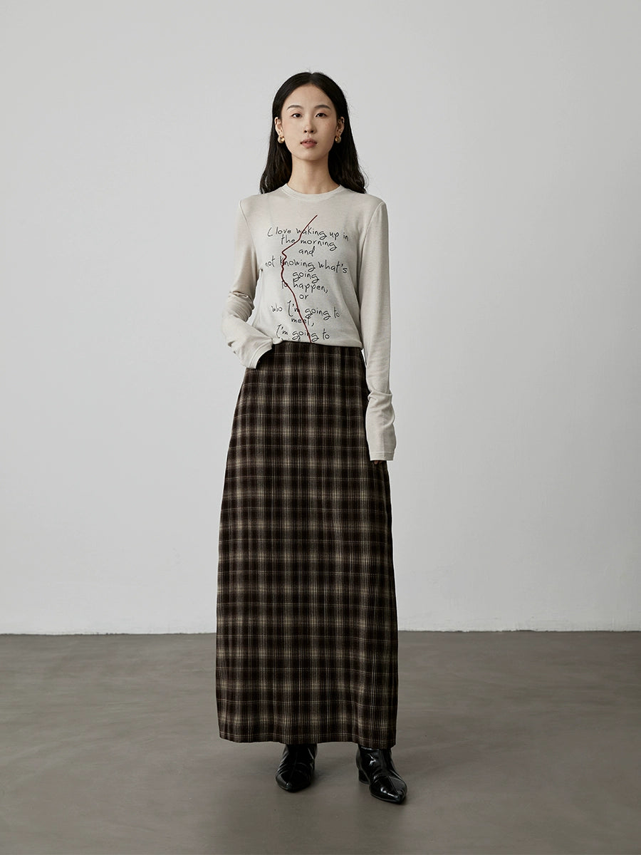 [Latte caliente] Falda ajustada a cuadros color café con temperamento retro de CAREMIND, falda dividida en forma de A con cintura elástica 