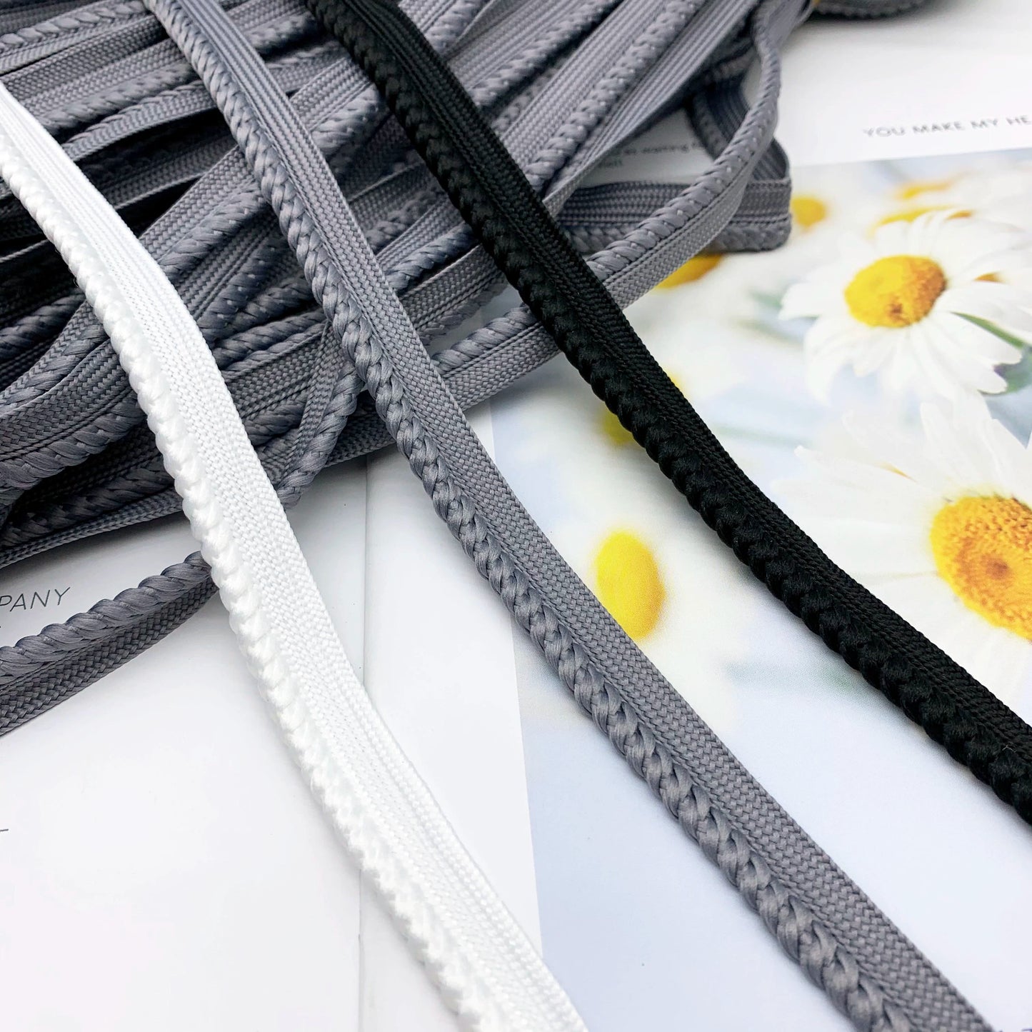 3846 ★ Spot 1.3cm negro y blanco gris negrita trenzada niño cinta maestra tira de brotes textiles para el hogar borde incrustado cuerda borde incrustado cuerda accesorios de ropa