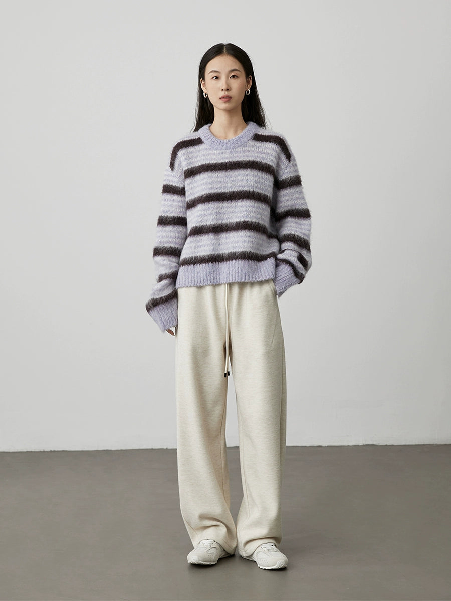 [Suéter de rayas degradadas] Suéter suave de temperamento morado de CAREMIND Top de invierno a rayas con viento relajado 