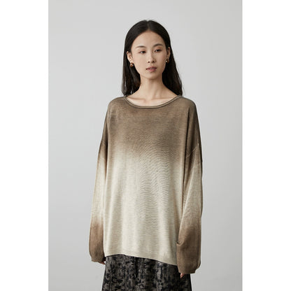 [Firmament] Suéter holgado y suave con diseño de inyección de tinta de cuatro colores con cambio gradual de CAREMIND para mujer 