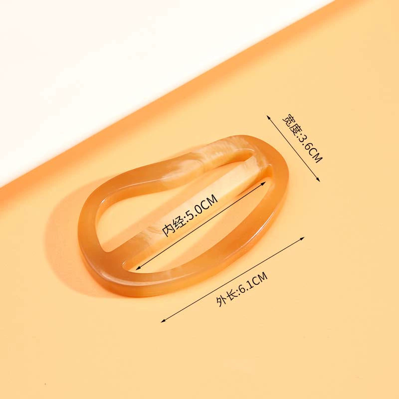 3273★  Resin horns, horns, Japanese buttons, women's coats, trench coats, belts, three-gear mouth buttons, buttons, decorative clothes buttons