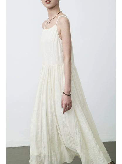 Vestido con tirantes en color crema albaricoque suave francés de CAREMIND, sin mangas, falda tejida con textura 