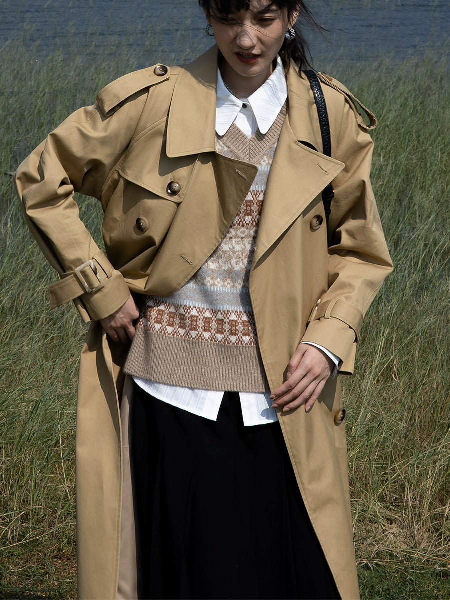 CAREMIND [Actualización de la tienda de la ciudad] Chaqueta cortavientos negra de diseño de algodón de nicho para mujer, productos nuevos de otoño de talla media y larga 