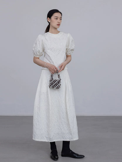 [Oferta por tiempo limitado] Conjunto de dos piezas de camiseta de manga corta con cuello redondo y falda de cintura alta con textura tridimensional en jacquard 