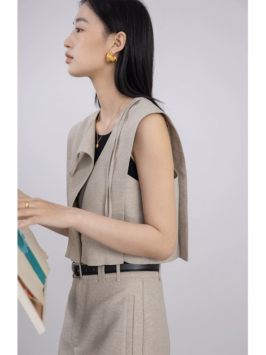 [Oferta por tiempo limitado] Conjunto de chaleco sin mangas color caqui claro + falda de cintura alta y corte en A fino 