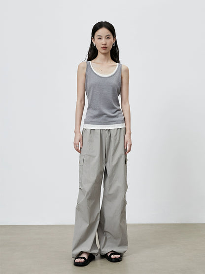 [Mono de montaña] Pantalones de pierna ancha de herramientas grises CAREMIND, pantalones de paracaidista finos y rectos de secado rápido para mujer 