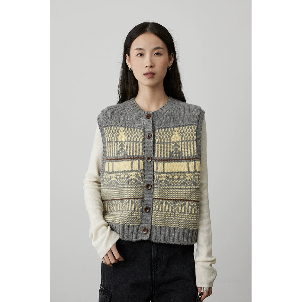 [Utopia] CAREMIND retro simple crochet vest vest button contrasting color sleeveless vest sweater autumn