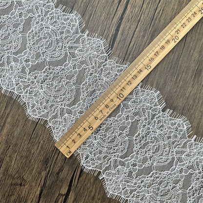 3758 Ancho 15CM Encaje de pestañas de alta calidad DIY Ropa Vestido de novia Ropa de cama Material de empalme decorativo