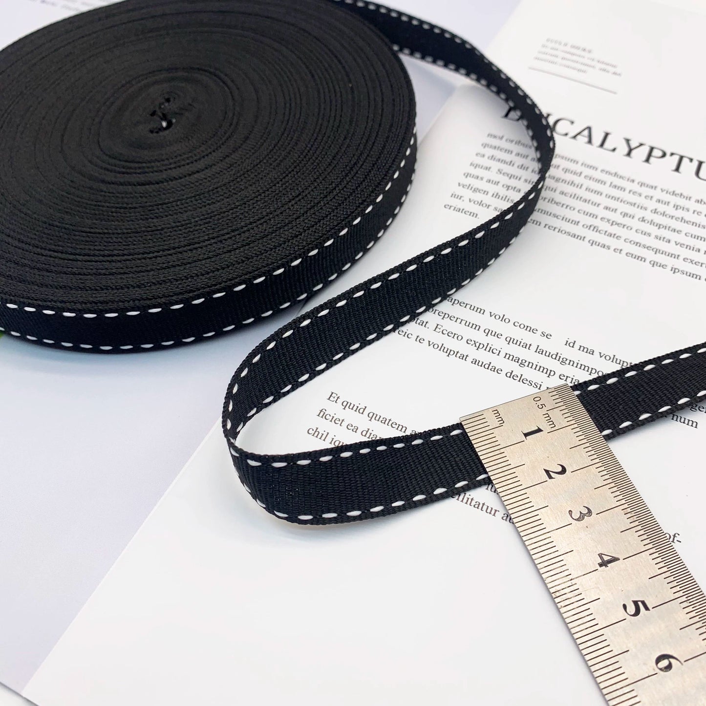 3862 Punto 0,7 cm-4 cm, cinta jacquard negra, cinta de punto de salto blanca, ribete en el borde del pantalón, tira lateral, accesorios de ropa