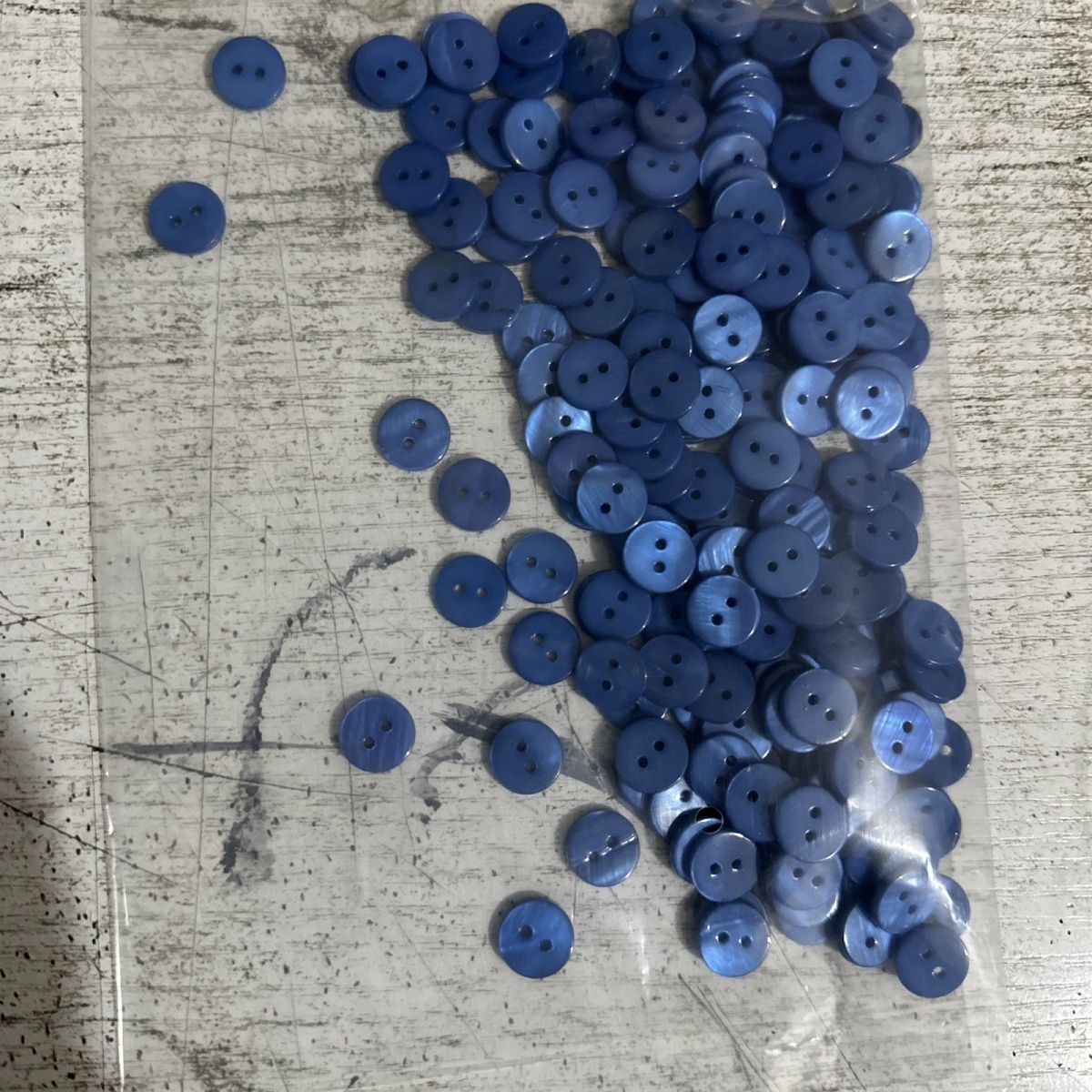 3001  Natural shell material primary color shell, spray paint dyed shell, slightly flawed, mind not to shoot