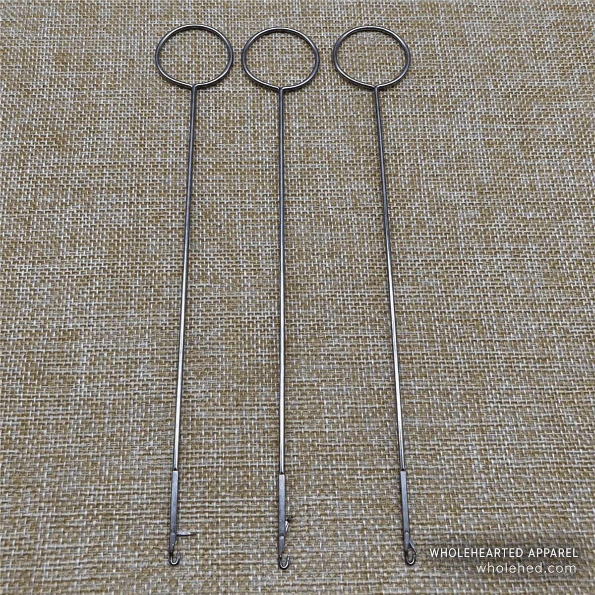 1109★ Herramienta giratoria de gancho de cierre de lazo largo de acero inoxidable para enhebrar correas y cordones.