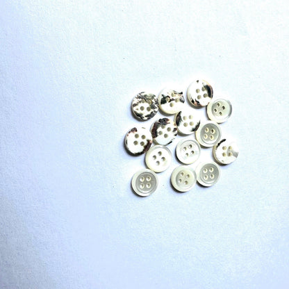 3006  Natural Shell Shirt Buckle