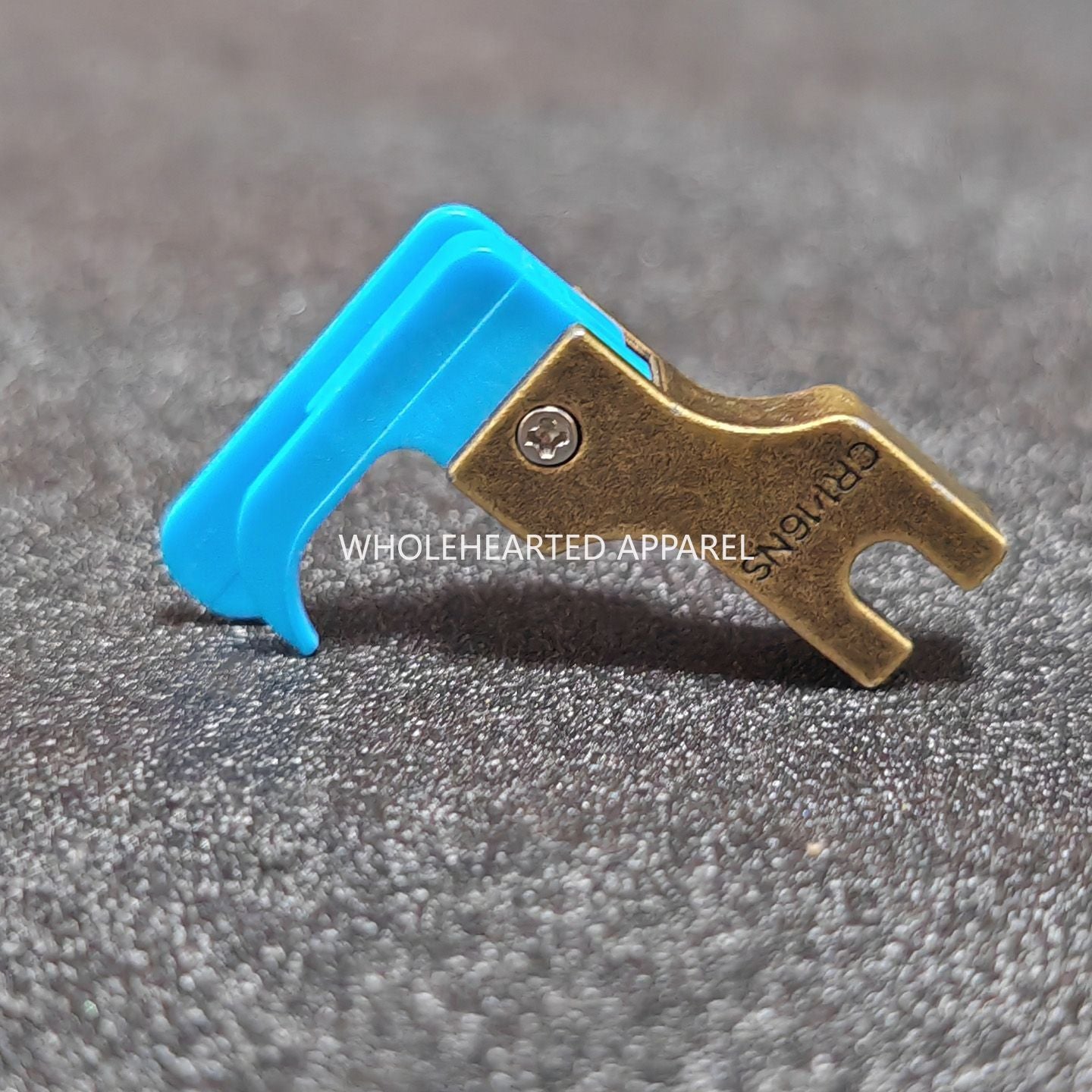 1687★  [Narrow 0.2/0] Plastic high and low presser foot flat car on zipper pressing line Teflon Oxford stop edge