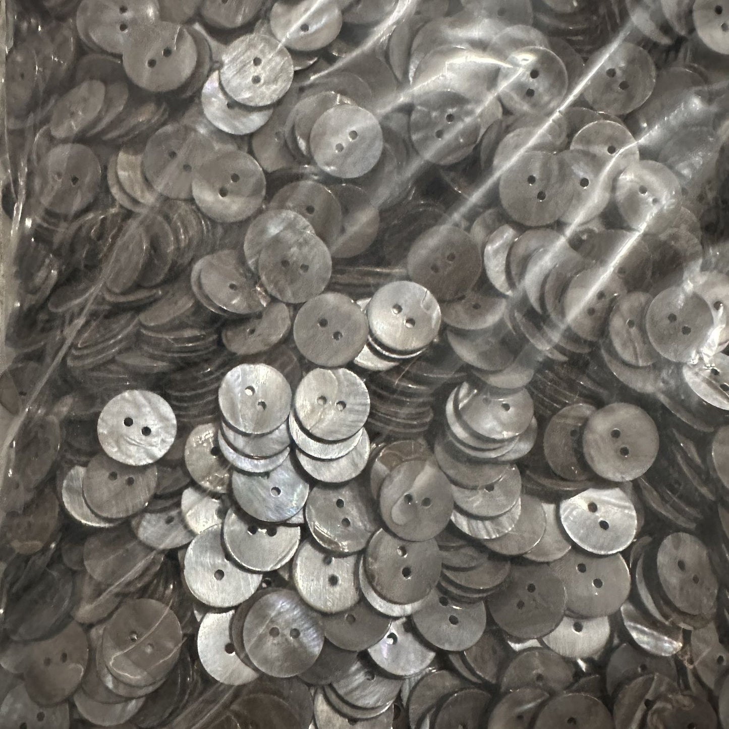 3003  Natural shell material primary color shell, spray paint dyed shell, slight natural flaws, mind wrong shot