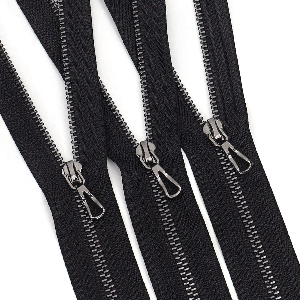 3115  Specification No. 3 acrylic copper open tail acrylic pull head gun color tooth black nickel color clothing jacket applicable