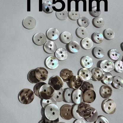 3004  High-grade natural shell button dyed shell button spray paint dyed shell button shirt knitted sweater cardigan shirt button