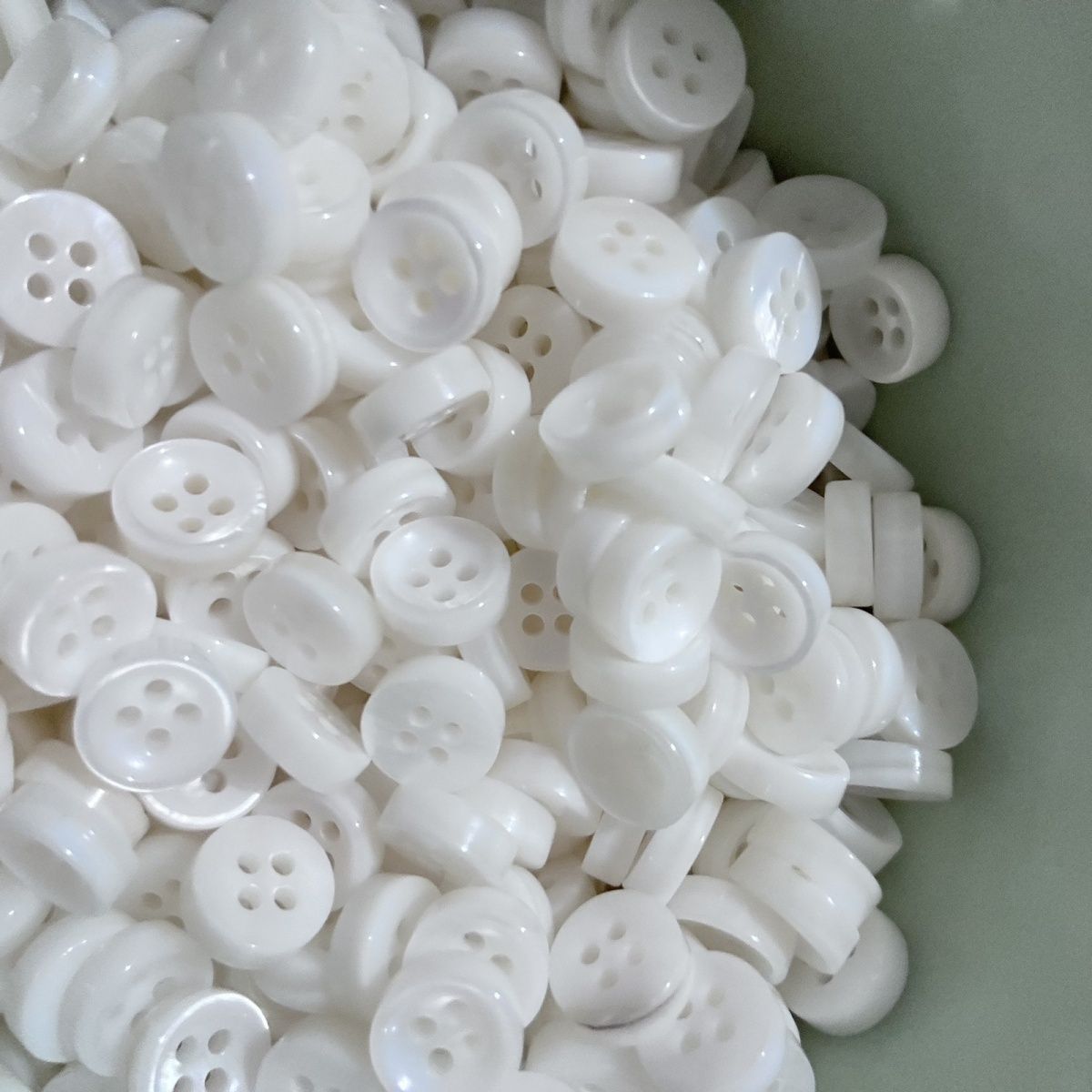3005  Real shell buttons, natural shells, two-eye four-eye buttons, shirt buttons DIY decorative buttons, all-match buttons
